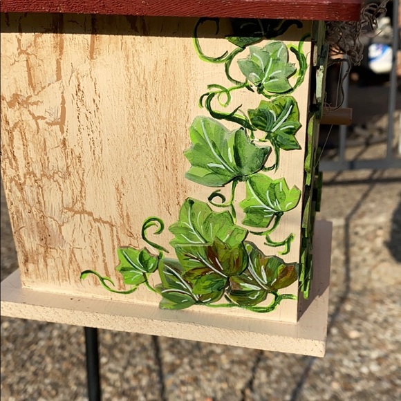 💕⭐️I🌸 Handpainted birdhouse -see all pics - Picture 8 of 12